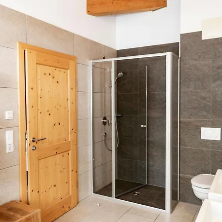 Alpine Estate - База відпочинку Герлос